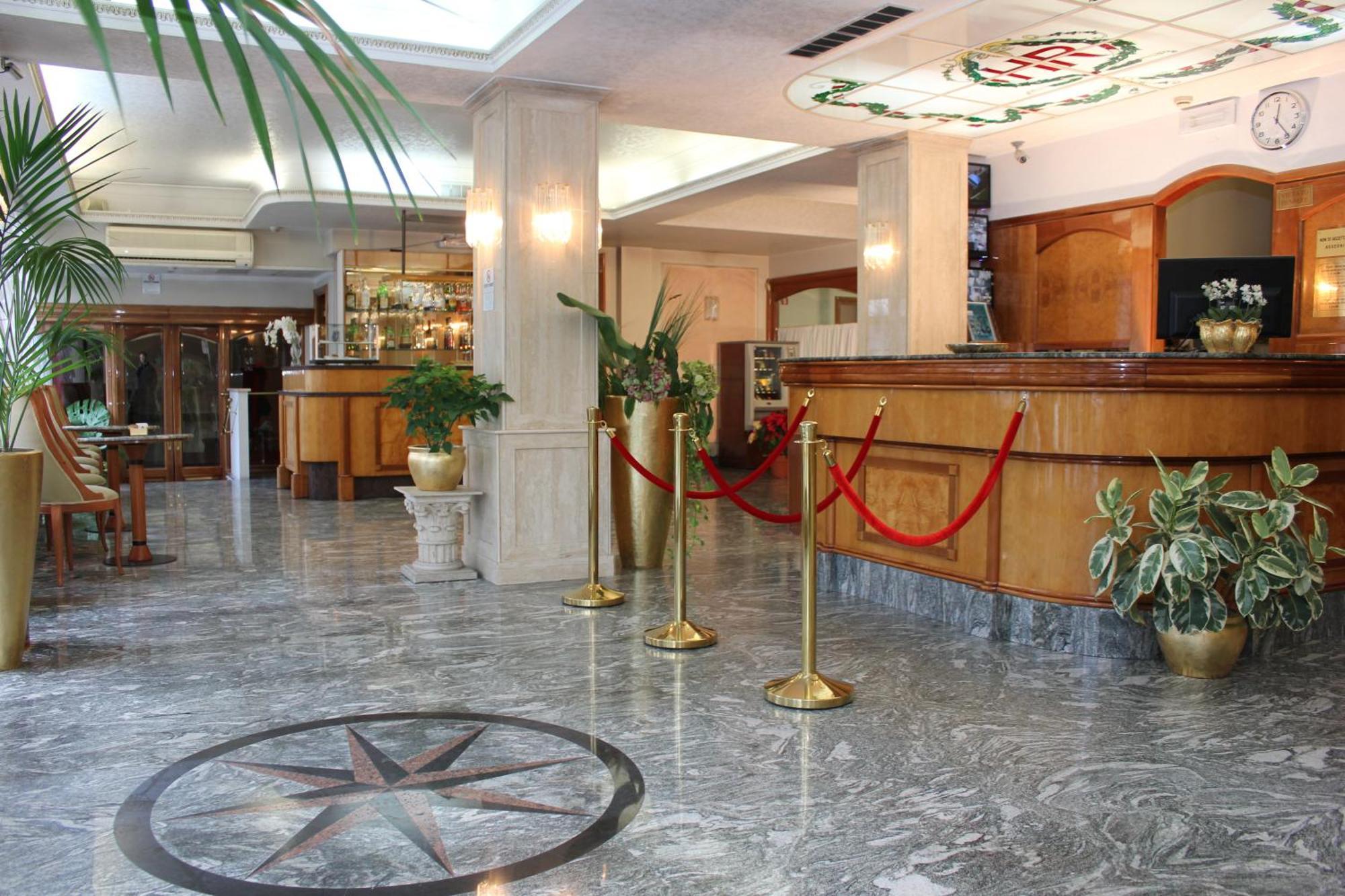 Hotel Romulus Roma Exterior foto