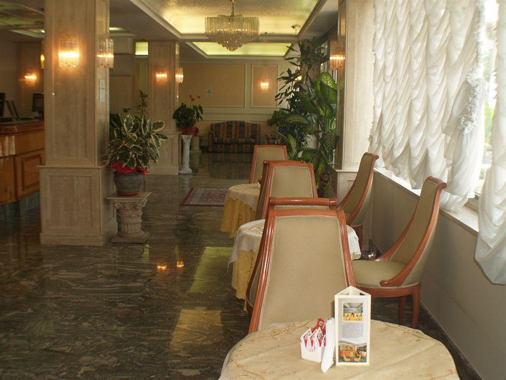 Hotel Romulus Roma Restaurante foto